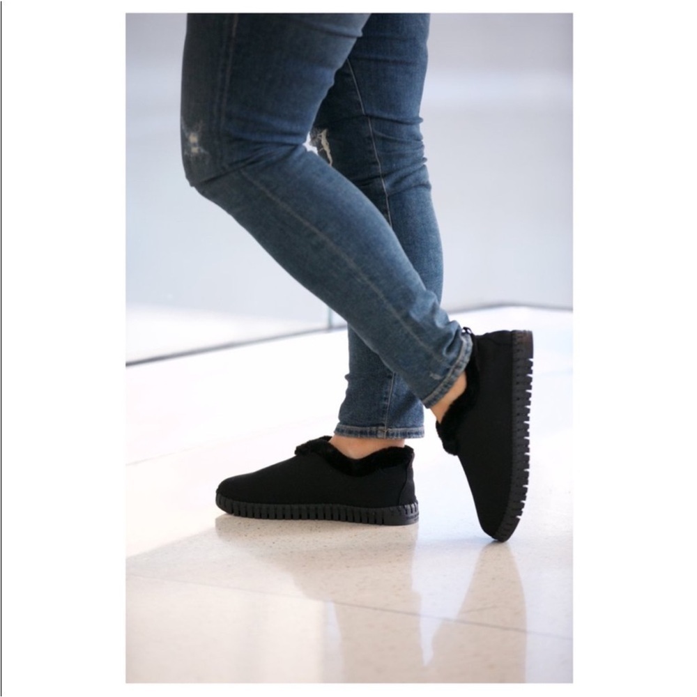 Ilse Jacobsen Tulip Faux Fur Lined Black Slippers Size 39 8.5